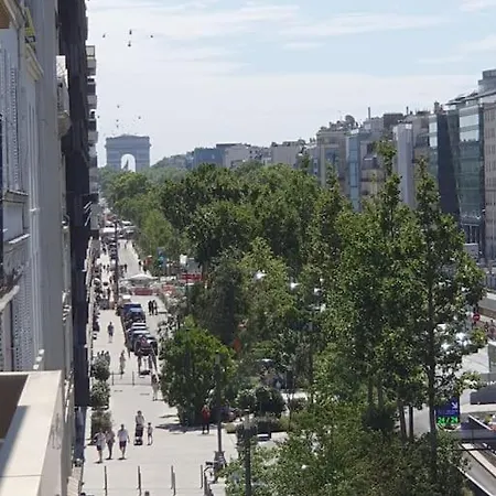 Apartament Mon Paris *